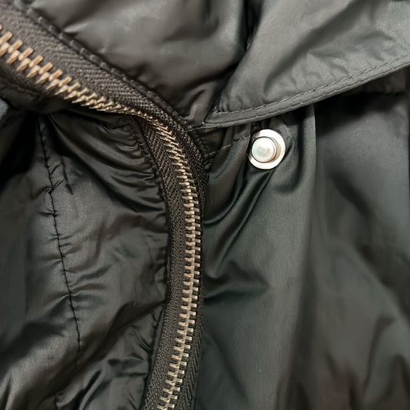 Puffer coat. Zara. Size M. True to size.Down. Hooded - Picture 4 of 11